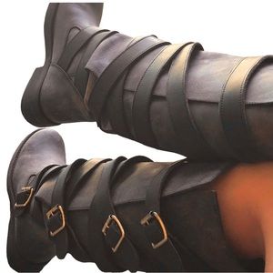 Steve Madden Bryannt Belted Dark Gray & Black Distressed Knee Boots 8